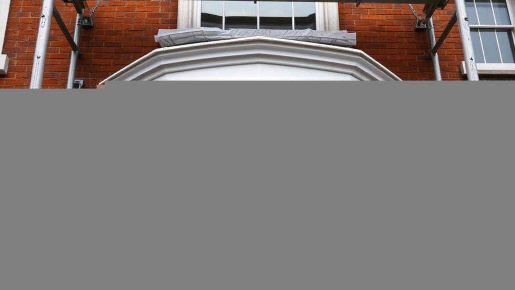 Bay Windows Putney